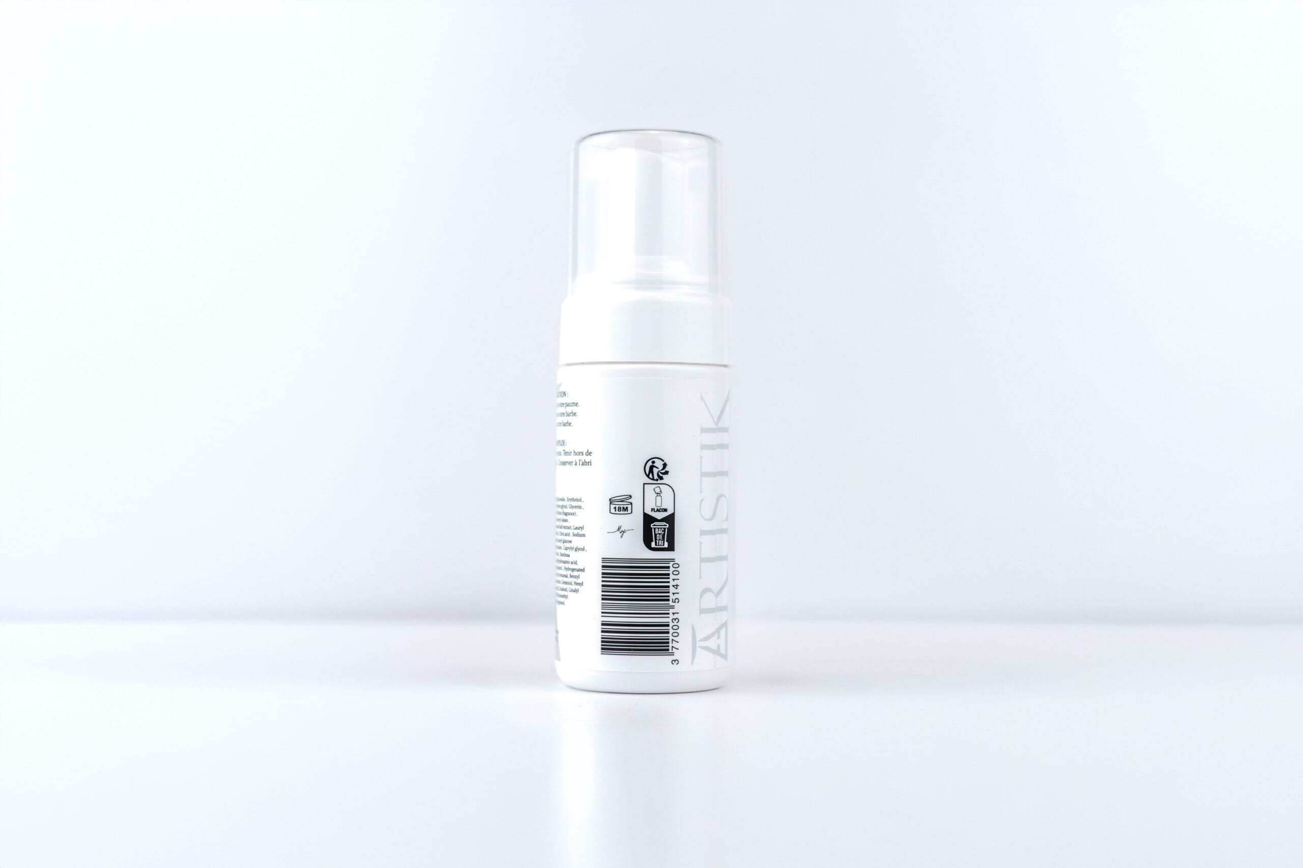 Dos du flacon de Shampoing Barbe sans rinçage ARTISTIK 100 g