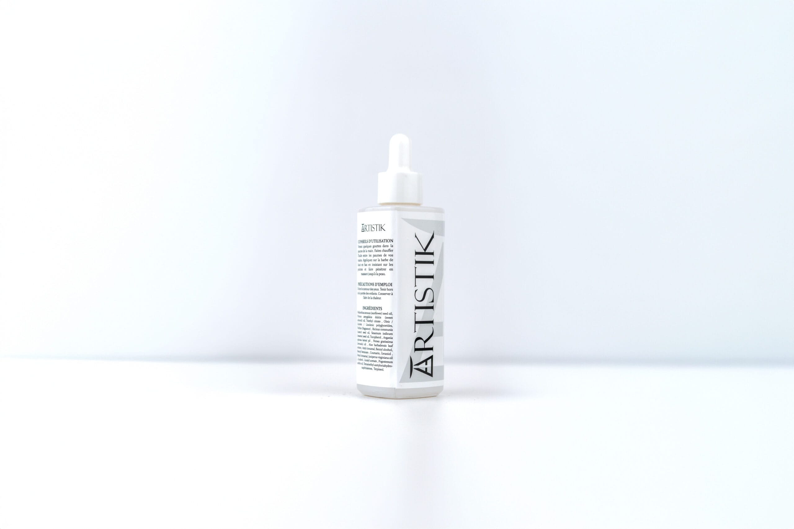 Huile de barbe ARTISTIK 50 g, logotype vertical sur le flacon
