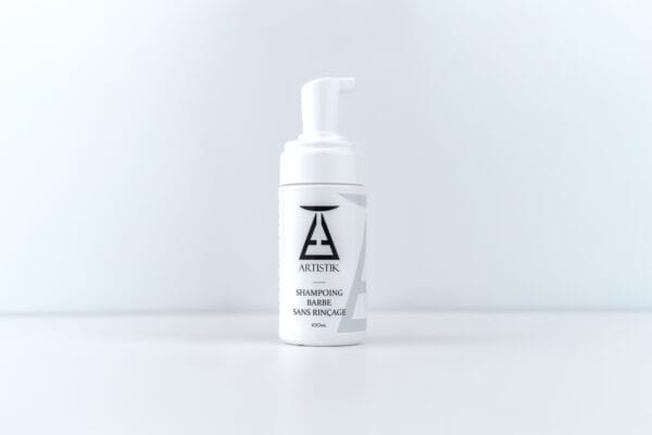 Flacon pompe du Shampoing Barbe sans rinçage ARTISTIK 100 g vu de face